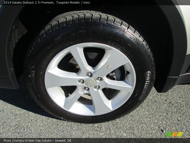 Tungsten Metallic / Ivory 2014 Subaru Outback 2.5i Premium