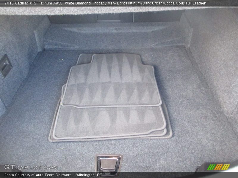 White Diamond Tricoat / Very Light Platinum/Dark Urban/Cocoa Opus Full Leather 2013 Cadillac XTS Platinum AWD