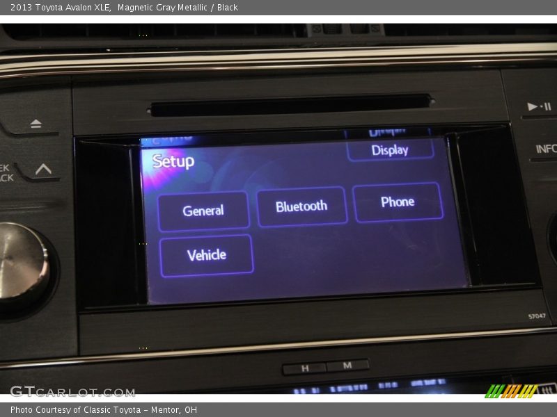 Magnetic Gray Metallic / Black 2013 Toyota Avalon XLE