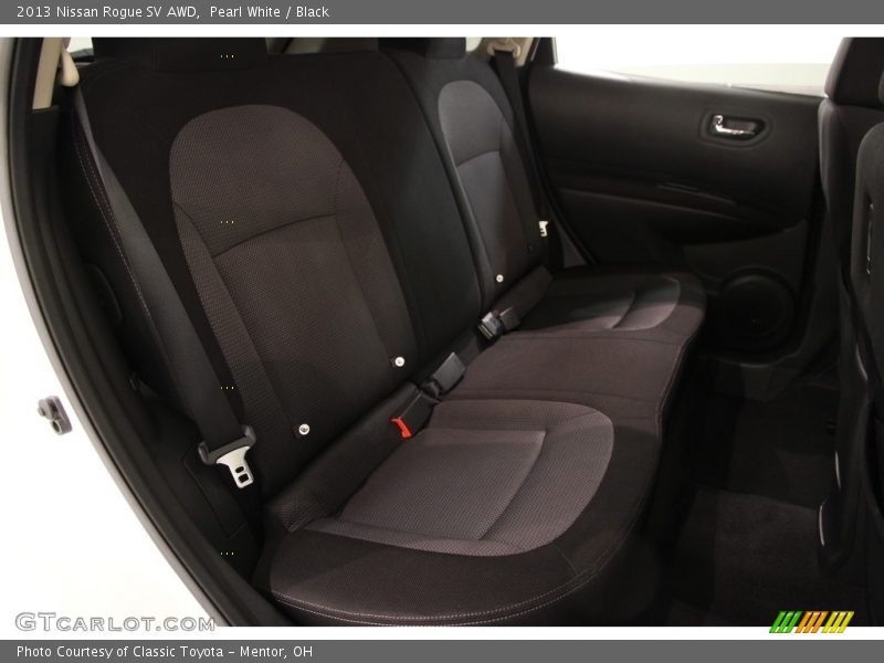 Pearl White / Black 2013 Nissan Rogue SV AWD