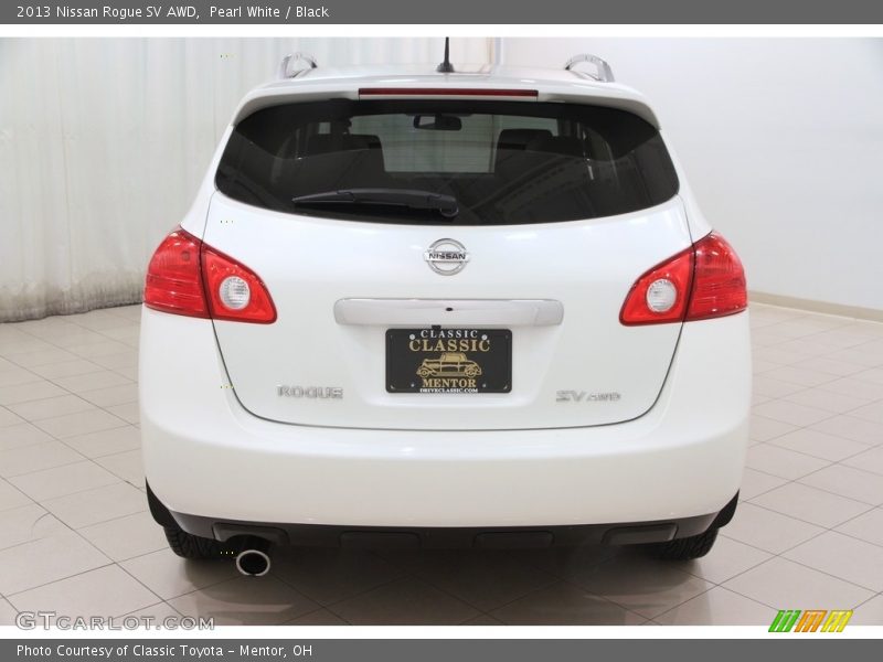 Pearl White / Black 2013 Nissan Rogue SV AWD