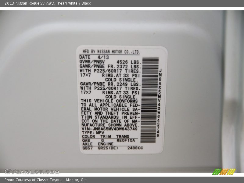Pearl White / Black 2013 Nissan Rogue SV AWD