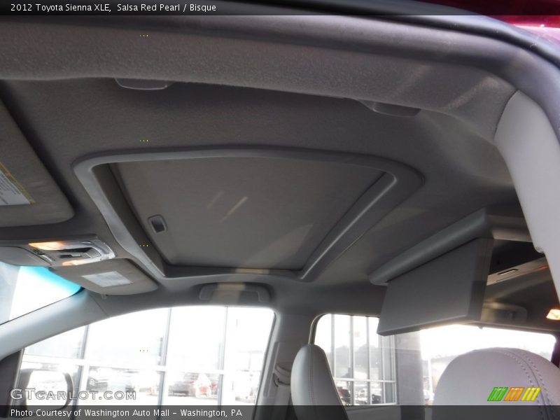 Salsa Red Pearl / Bisque 2012 Toyota Sienna XLE