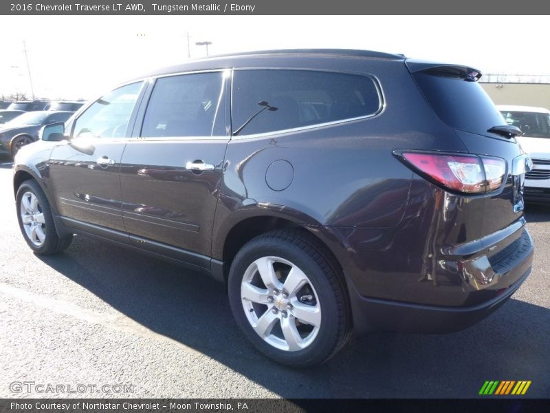 Tungsten Metallic / Ebony 2016 Chevrolet Traverse LT AWD