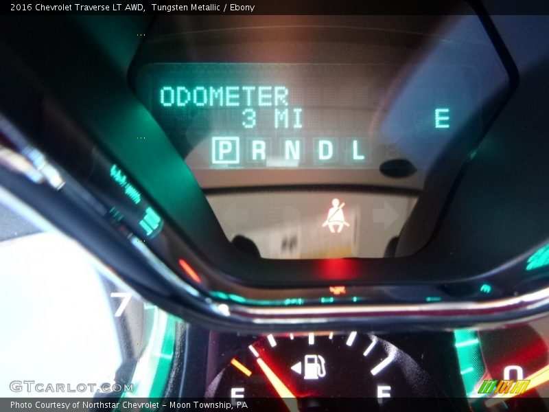 Tungsten Metallic / Ebony 2016 Chevrolet Traverse LT AWD
