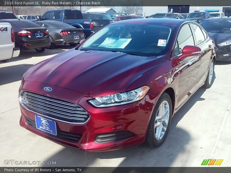 Ruby Red Metallic / Charcoal Black 2016 Ford Fusion SE