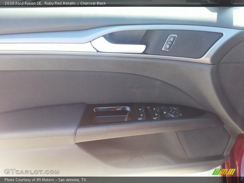 Ruby Red Metallic / Charcoal Black 2016 Ford Fusion SE