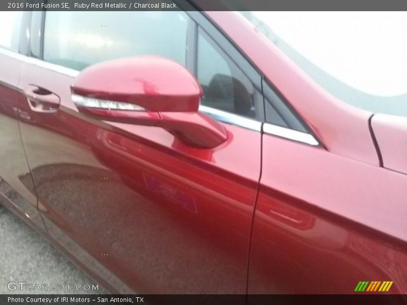 Ruby Red Metallic / Charcoal Black 2016 Ford Fusion SE