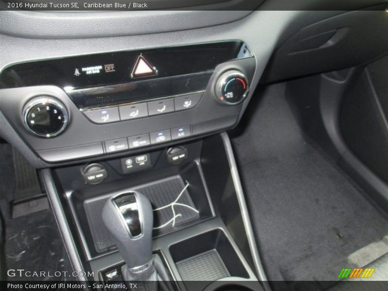 Caribbean Blue / Black 2016 Hyundai Tucson SE