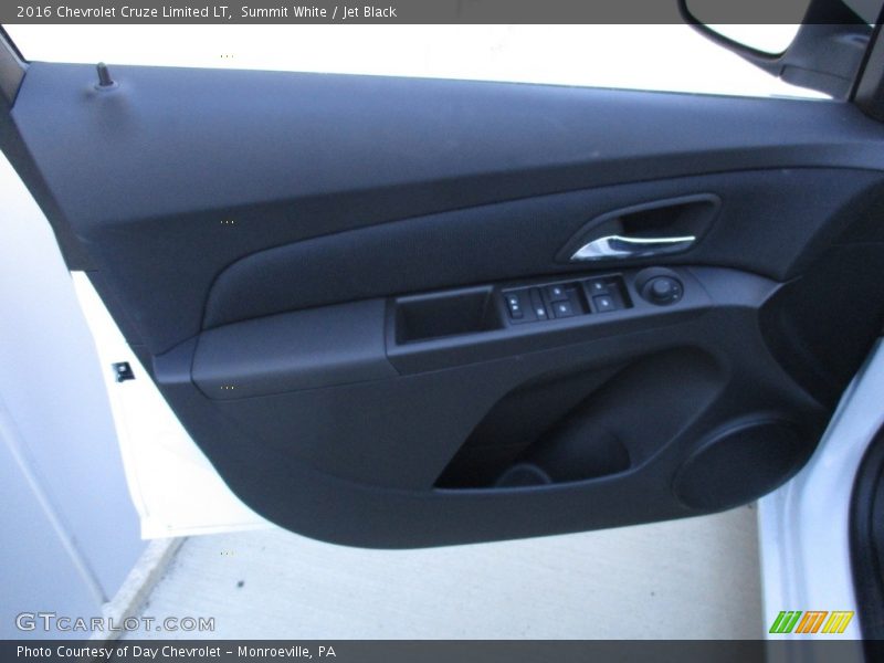 Summit White / Jet Black 2016 Chevrolet Cruze Limited LT