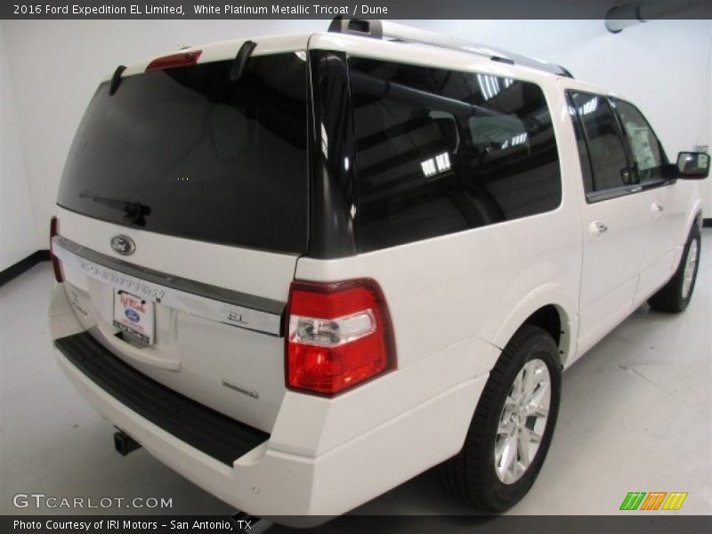 White Platinum Metallic Tricoat / Dune 2016 Ford Expedition EL Limited