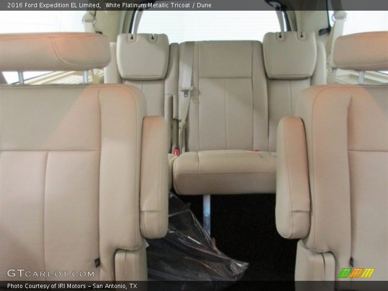 White Platinum Metallic Tricoat / Dune 2016 Ford Expedition EL Limited