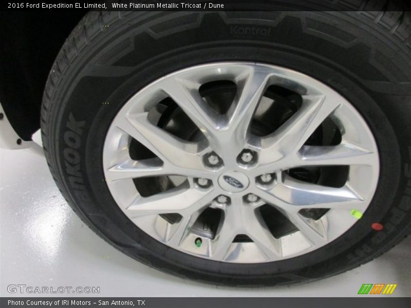 White Platinum Metallic Tricoat / Dune 2016 Ford Expedition EL Limited