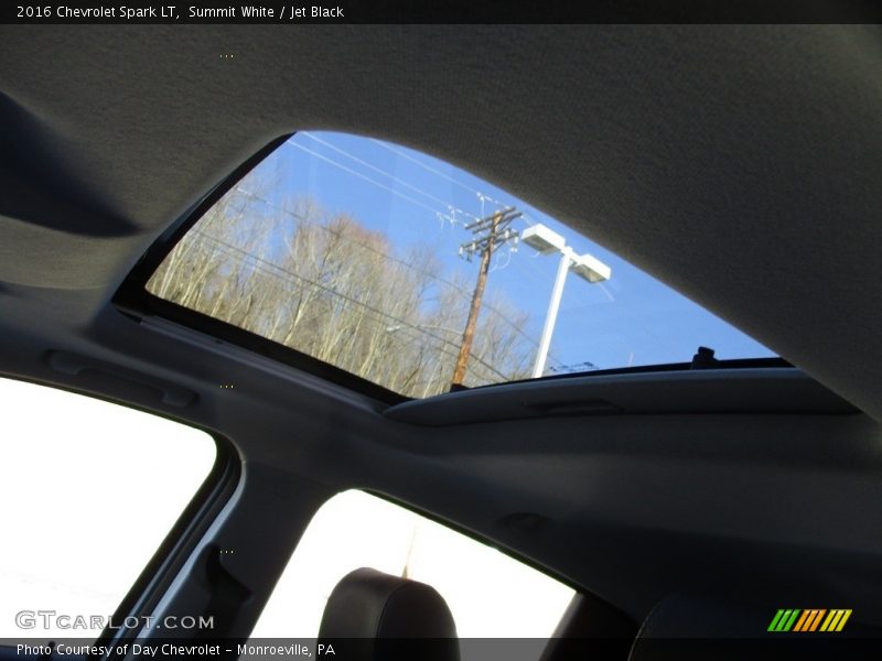 Summit White / Jet Black 2016 Chevrolet Spark LT