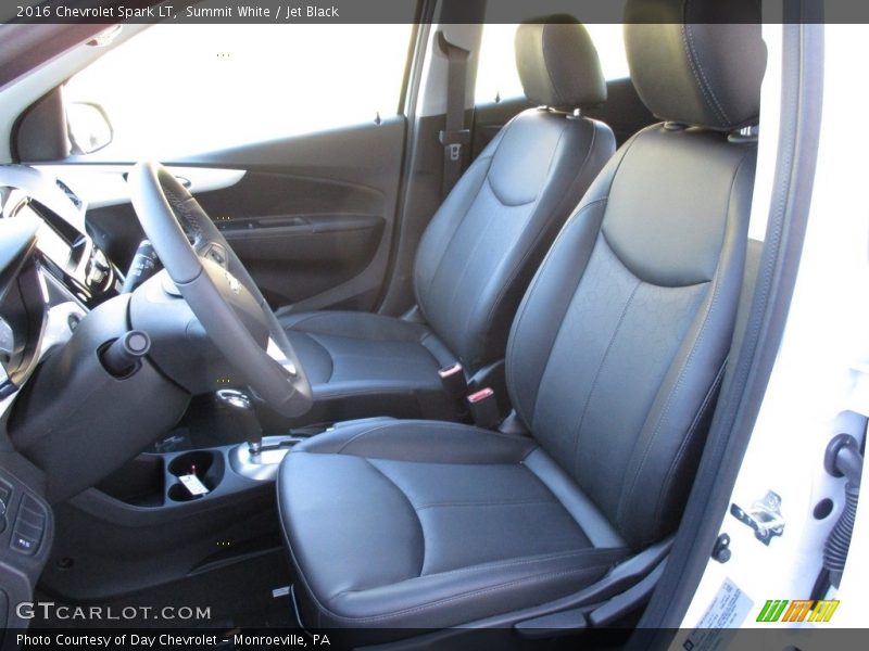 Summit White / Jet Black 2016 Chevrolet Spark LT