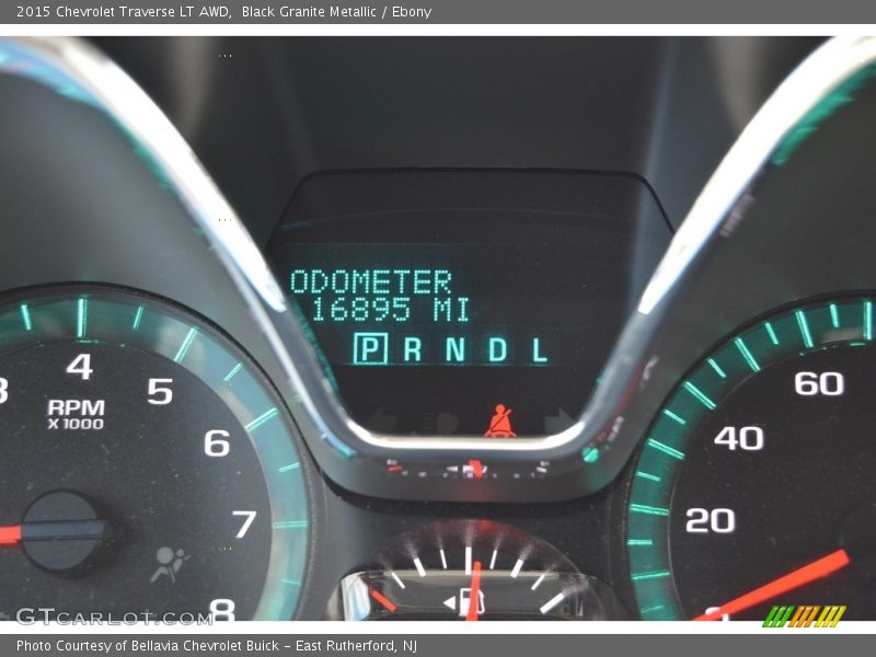Black Granite Metallic / Ebony 2015 Chevrolet Traverse LT AWD