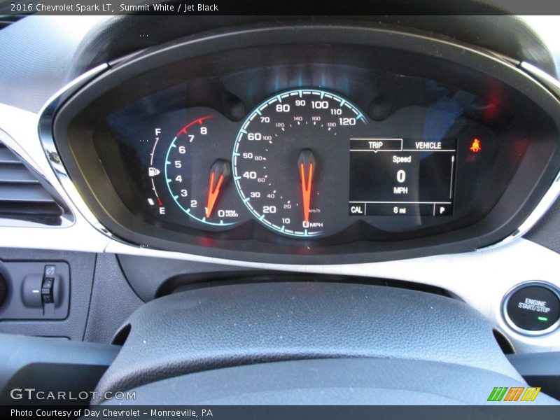 Summit White / Jet Black 2016 Chevrolet Spark LT