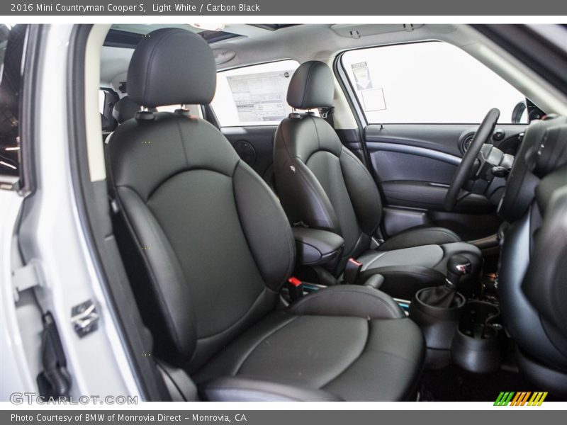 Front Seat of 2016 Countryman Cooper S