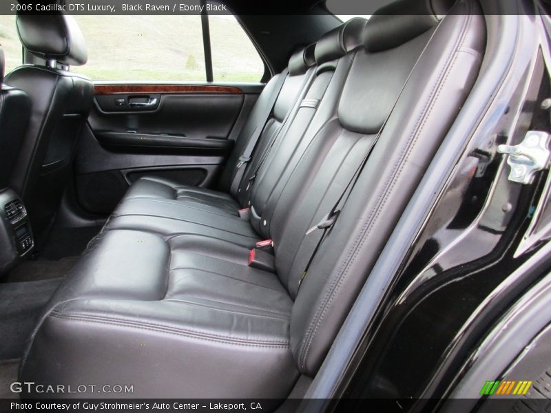 Black Raven / Ebony Black 2006 Cadillac DTS Luxury