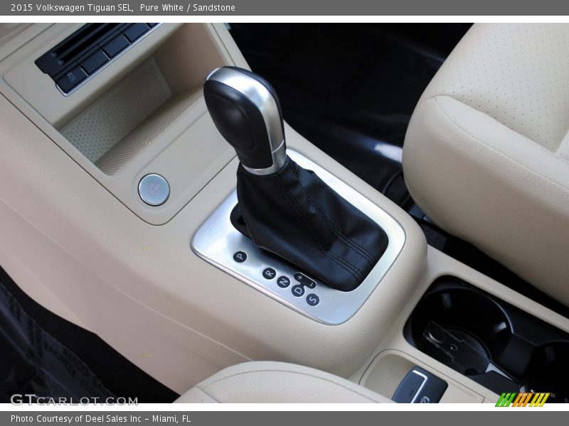 Pure White / Sandstone 2015 Volkswagen Tiguan SEL