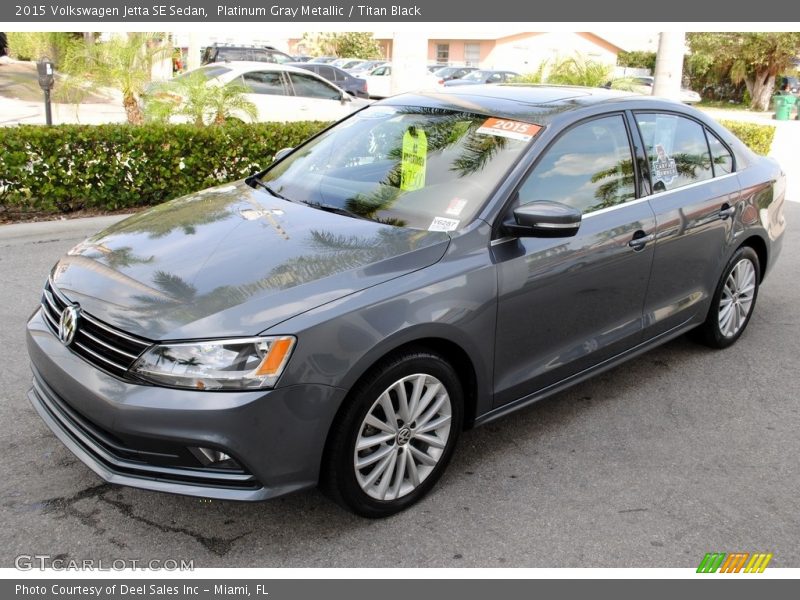 Platinum Gray Metallic / Titan Black 2015 Volkswagen Jetta SE Sedan