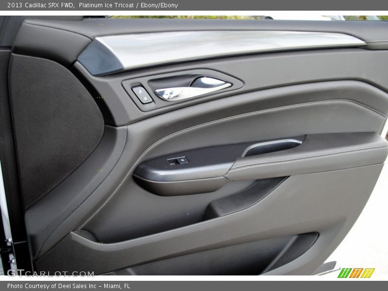Platinum Ice Tricoat / Ebony/Ebony 2013 Cadillac SRX FWD