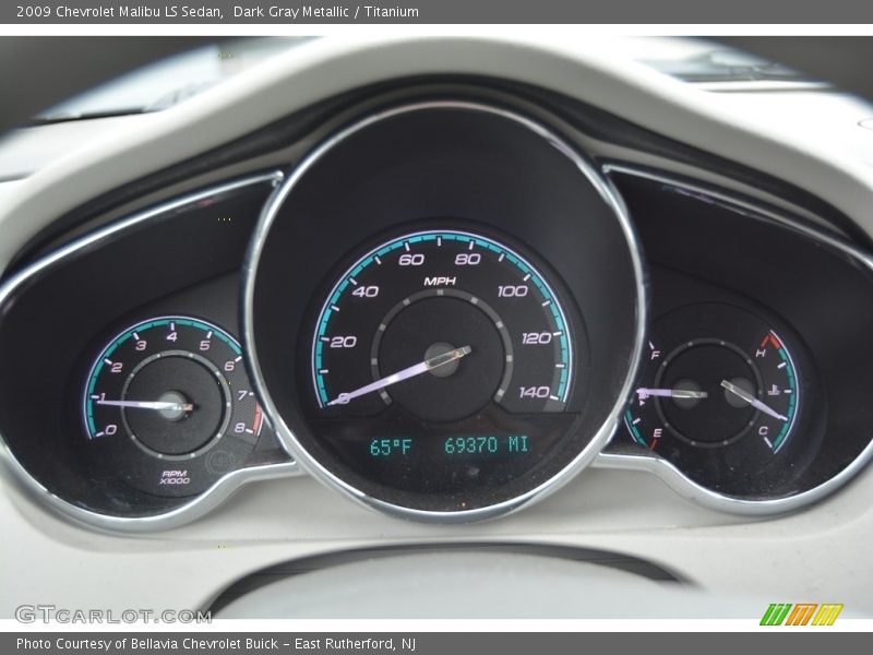 Dark Gray Metallic / Titanium 2009 Chevrolet Malibu LS Sedan