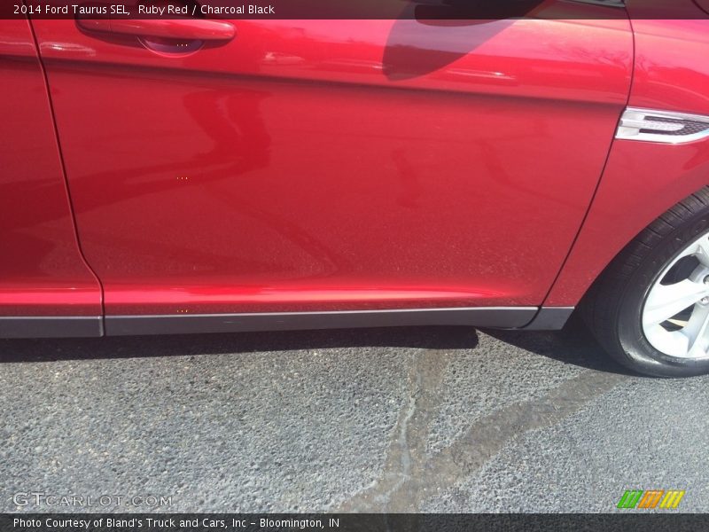 Ruby Red / Charcoal Black 2014 Ford Taurus SEL