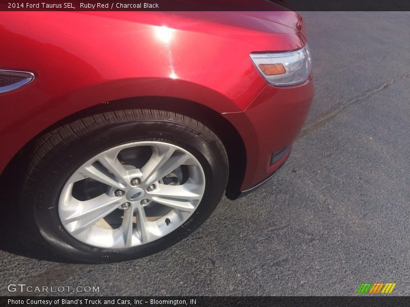 Ruby Red / Charcoal Black 2014 Ford Taurus SEL