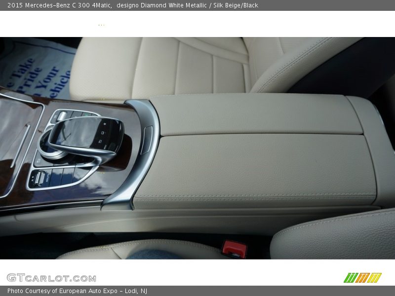 designo Diamond White Metallic / Silk Beige/Black 2015 Mercedes-Benz C 300 4Matic