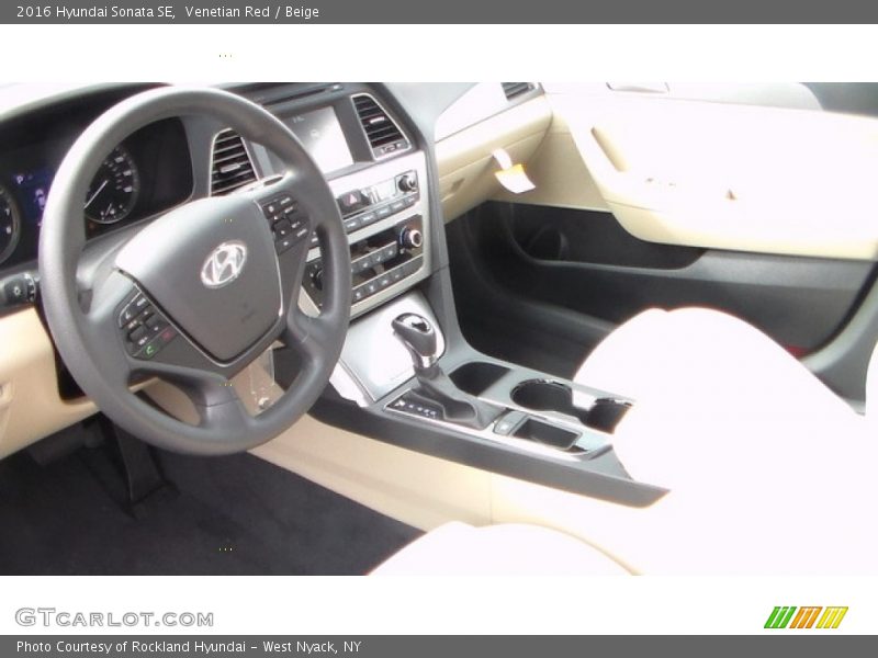 Venetian Red / Beige 2016 Hyundai Sonata SE