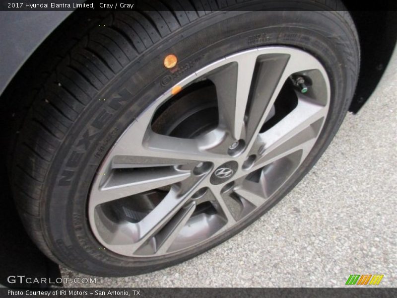 Gray / Gray 2017 Hyundai Elantra Limited