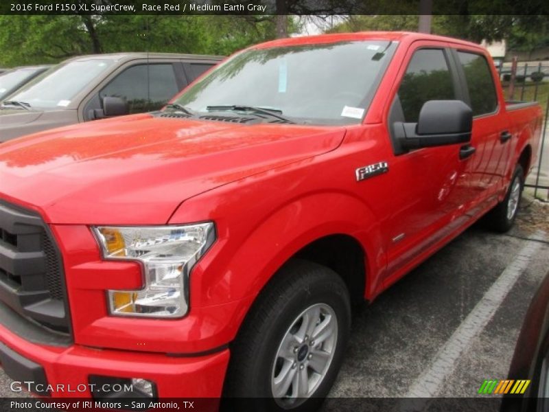 Race Red / Medium Earth Gray 2016 Ford F150 XL SuperCrew