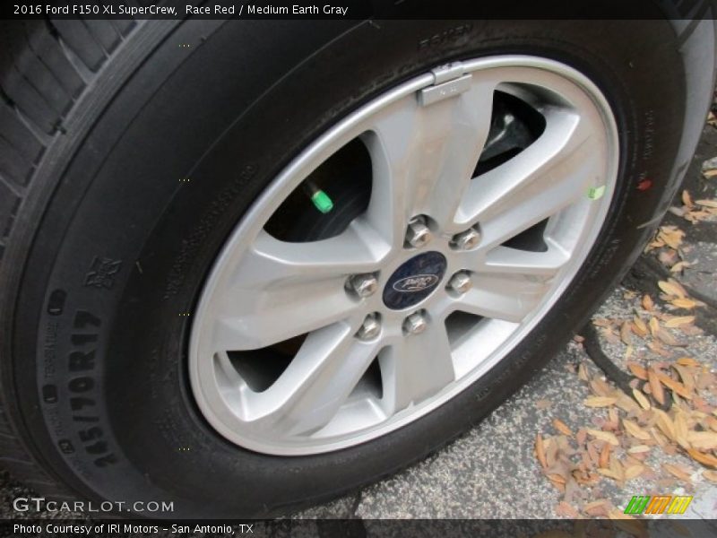 Race Red / Medium Earth Gray 2016 Ford F150 XL SuperCrew