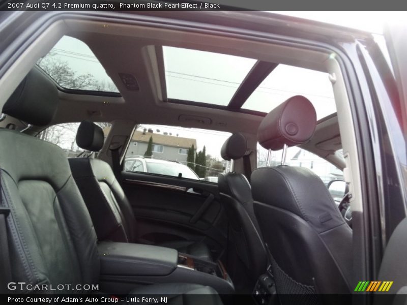 Phantom Black Pearl Effect / Black 2007 Audi Q7 4.2 Premium quattro