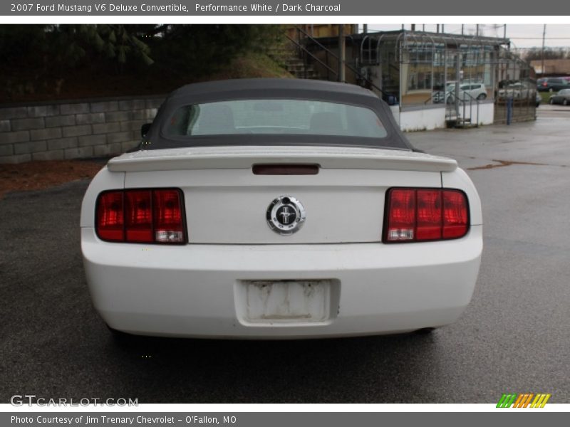 Performance White / Dark Charcoal 2007 Ford Mustang V6 Deluxe Convertible