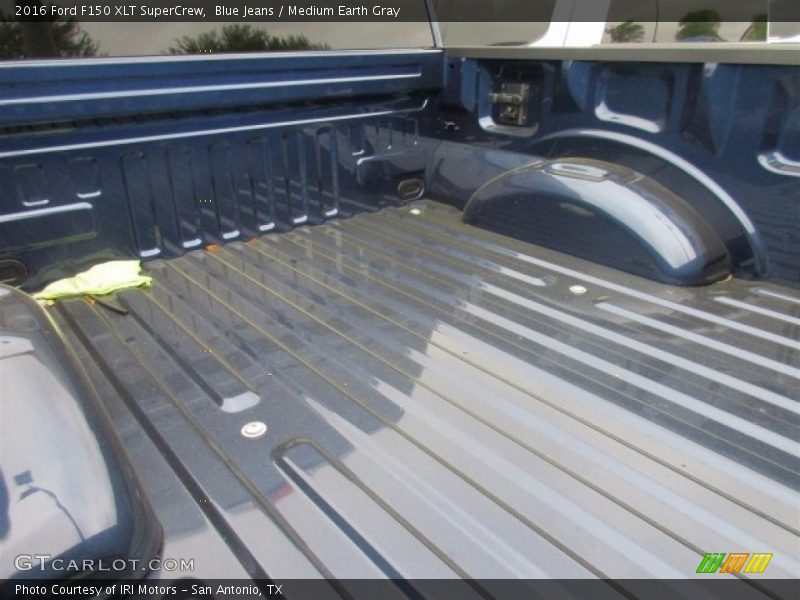Blue Jeans / Medium Earth Gray 2016 Ford F150 XLT SuperCrew