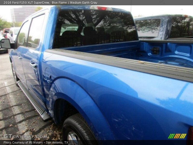 Blue Flame / Medium Earth Gray 2016 Ford F150 XLT SuperCrew