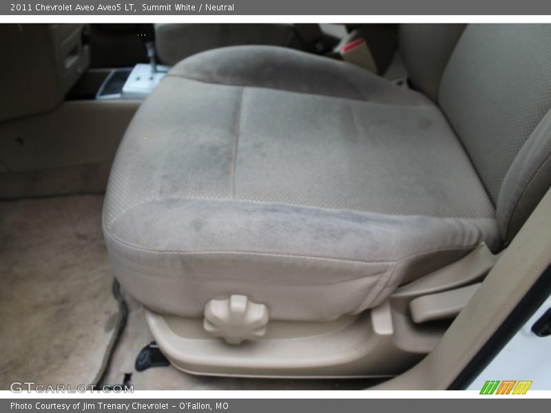 Summit White / Neutral 2011 Chevrolet Aveo Aveo5 LT
