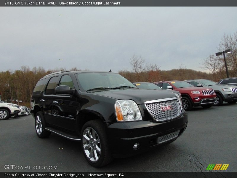 Onyx Black / Cocoa/Light Cashmere 2013 GMC Yukon Denali AWD