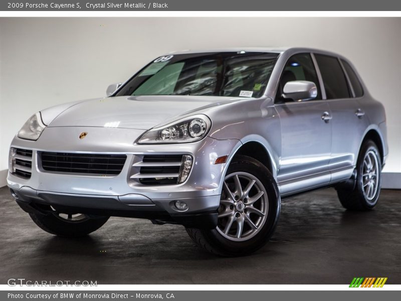 Front 3/4 View of 2009 Cayenne S