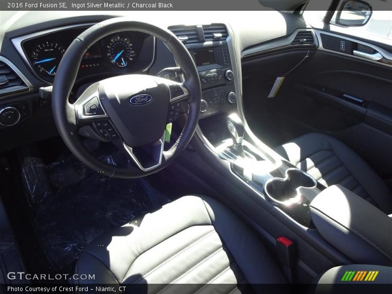 Ingot Silver Metallic / Charcoal Black 2016 Ford Fusion SE