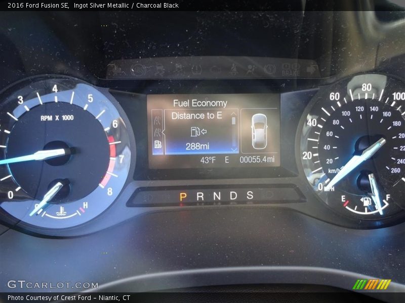 Ingot Silver Metallic / Charcoal Black 2016 Ford Fusion SE