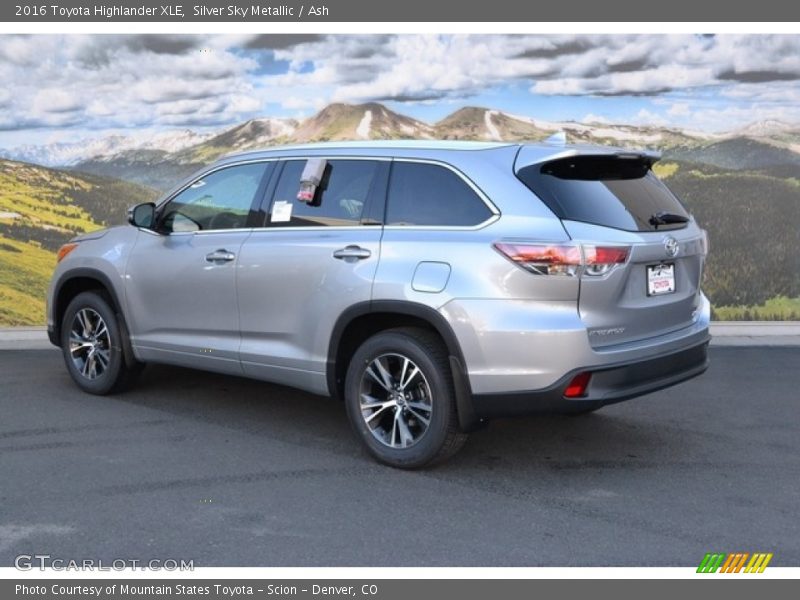 Silver Sky Metallic / Ash 2016 Toyota Highlander XLE