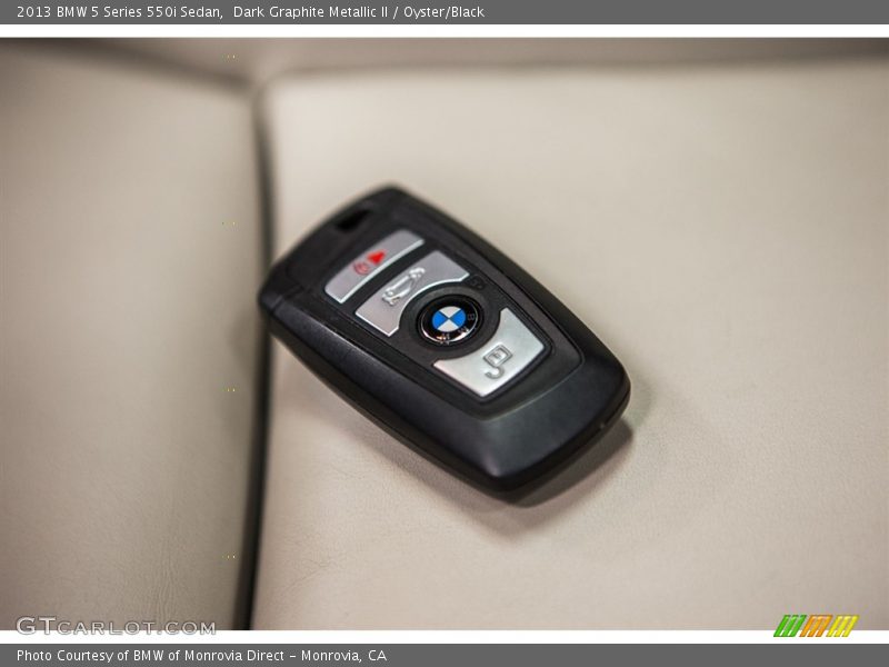 Dark Graphite Metallic II / Oyster/Black 2013 BMW 5 Series 550i Sedan