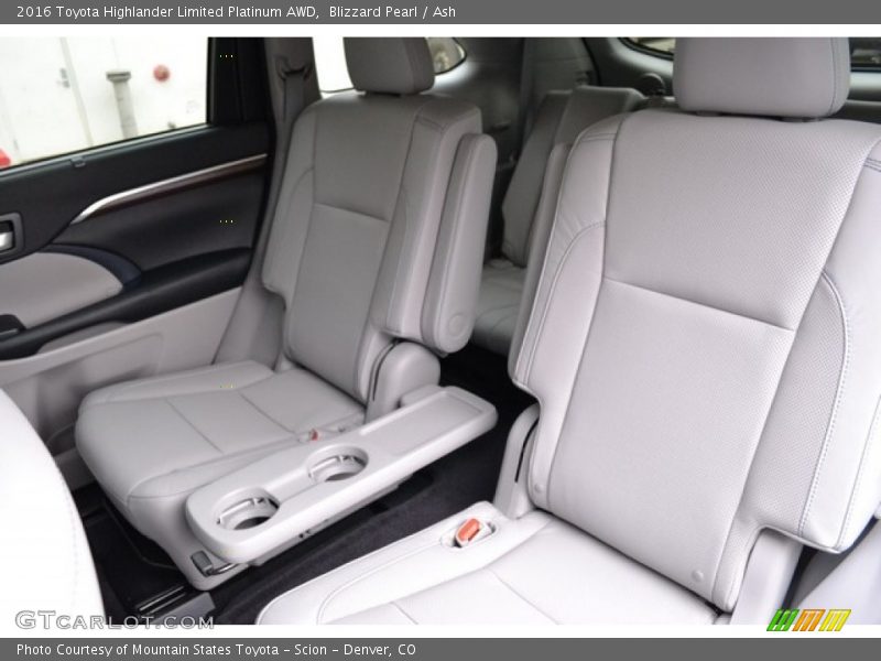 Blizzard Pearl / Ash 2016 Toyota Highlander Limited Platinum AWD