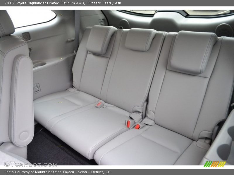Blizzard Pearl / Ash 2016 Toyota Highlander Limited Platinum AWD