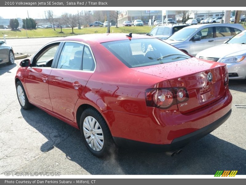 Salsa Red / Titan Black 2010 Volkswagen Jetta SE Sedan
