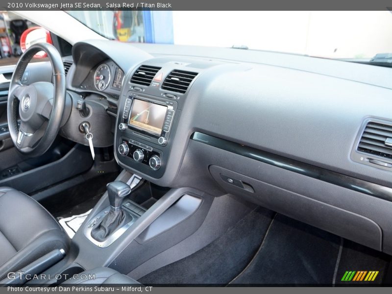 Salsa Red / Titan Black 2010 Volkswagen Jetta SE Sedan