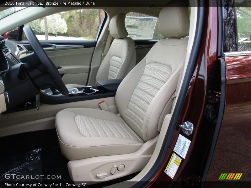 Bronze Fire Metallic / Dune 2016 Ford Fusion SE